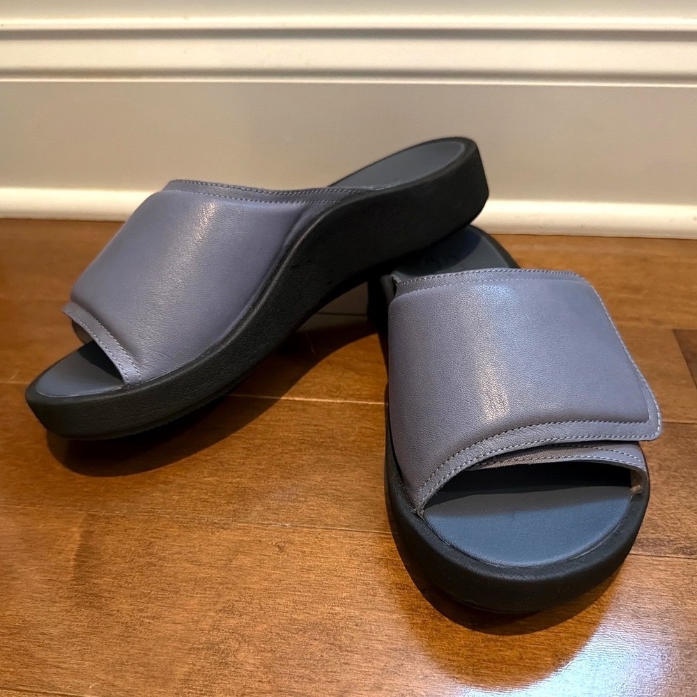 ABEO Paige Leather Orthotic Slide Sandals Womens Size 9 Gray Comfort Recovery